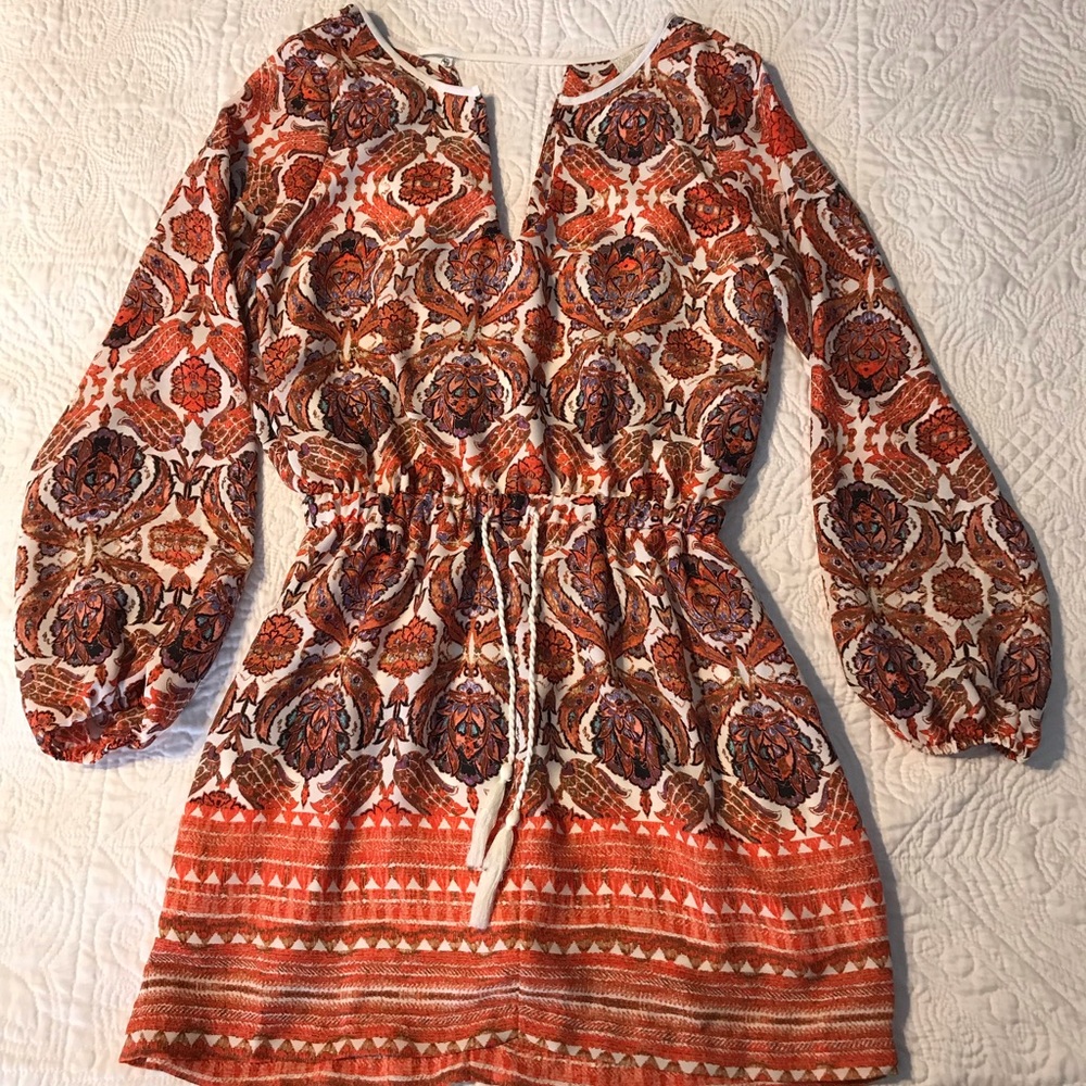 Tassel front spring tunic.